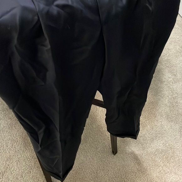 Dress pants $15 - Picture 1 of 4